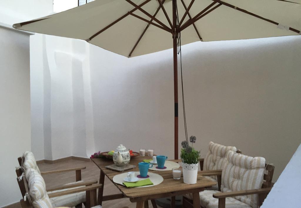 Little Tower Apartment Bari Exterior photo